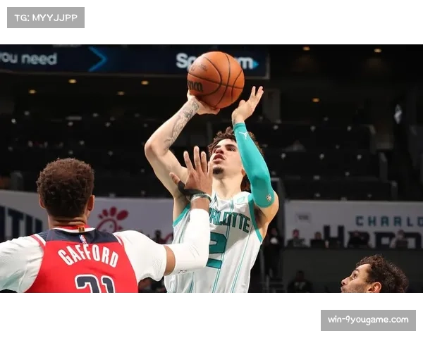 雷霆135-114力克黄蜂 扬布拉德21分钟爆砍20分助力球队取胜